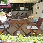 Kano Hotel 2*
